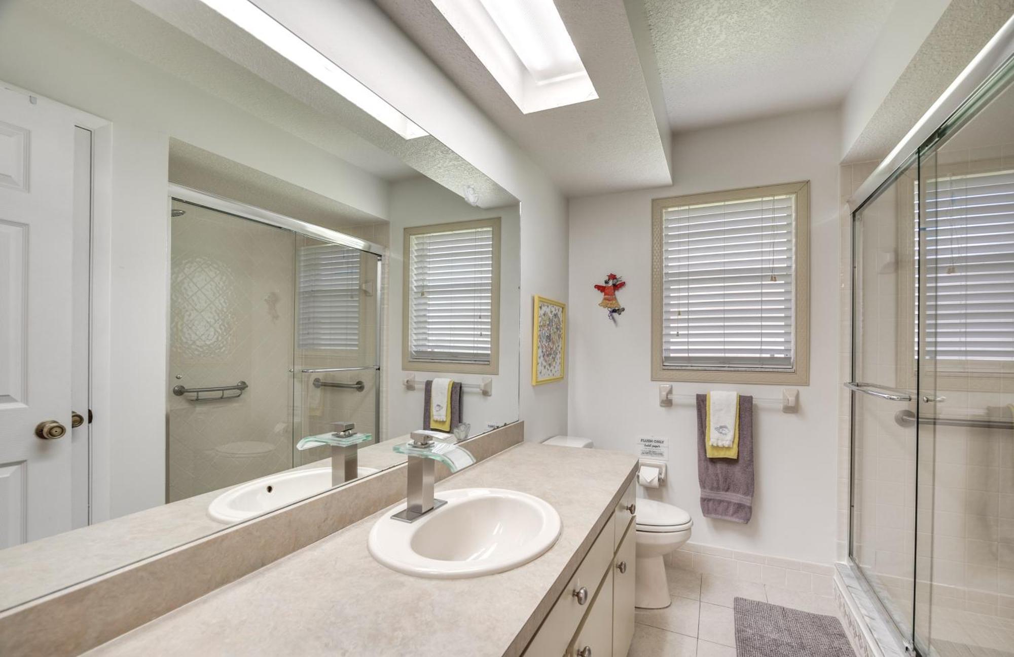 Spring Hill Retreat With Heated Pool And 4-In-1 Grill 빌라 외부 사진